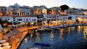 I turisti energetici stanno volando verso sud per l'inverno piuttosto che riscaldare le loro case