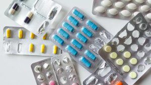 Le aziende farmaceutiche europee potrebbero interrompere la produzione di alcuni farmaci generici a causa della crisi energetica