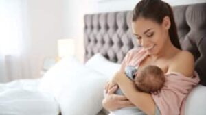 solo latte materno per un neonato