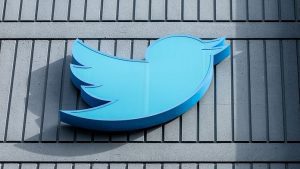 Secondo quanto riferito, l'ufficio di Bruxelles di Twitter chiude, sollevando timori che Elon Musk potrebbe non rispettare le regole dell'UE