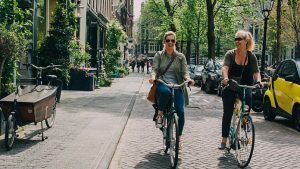 Queste sono le 10 città più bike-friendly al mondo (e 9 di queste sono in Europa)