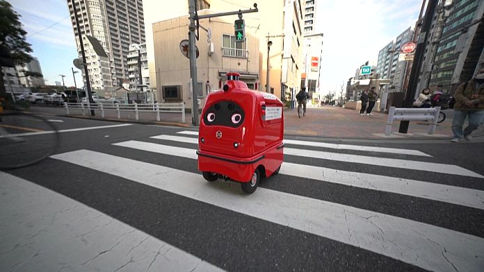 Il Giappone consentirà ai robot di consegna a guida autonoma di vagare per le sue strade per combattere la carenza di manodopera