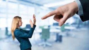 Stai affrontando il bullismo sul posto di lavoro