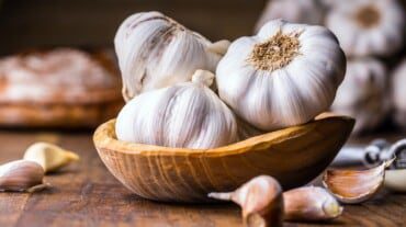 aglio per orecchio