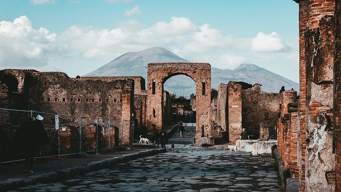 Visitare Pompei sarà più facile grazie a una nuova linea di treni ad alta velocità da Roma