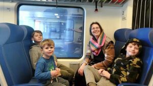 "Il viaggio di una vita": come ho viaggiato in Europa per un mese con una famiglia di cinque persone per soli € 645