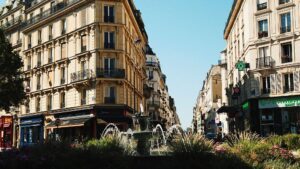 Le farmacie francesi diventano l'ultima tendenza di viaggio di TikTok tra i turisti americani
