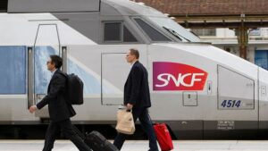La Francia lancerà un abbonamento ferroviario da 49 euro dopo il successo del "Deutschlandticket"