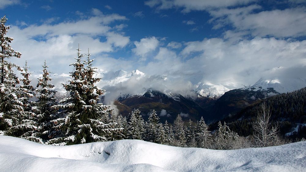 Acque curative e paesi delle meraviglie invernali: queste tratte ferroviarie francesi vengono lanciate giusto in tempo per Natale
