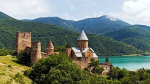 Georgia, Perù, Fiji: i paesi in cui i turisti dell'UE possono rimanere più a lungo
