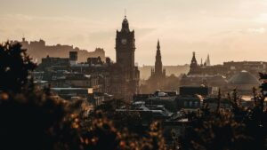 It’s good news for visitors to the UK who will be able to travel between two of its most popular tourist destinations more easily.