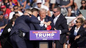 Sparatoria al comizio di Trump in Pennsylvania - in immagini