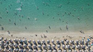 Turismo in Grecia 2026: boom di arrivi e entrate nei primi mesi