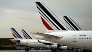 Aggiornato: le compagnie aeree cancellano i voli francesi poiché lo sciopero del venerdì minaccia "gravi" interruzioni