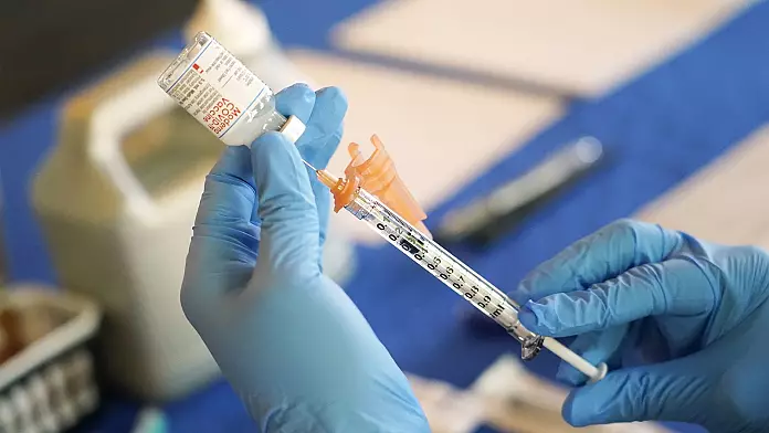 Moderna fa causa a Pfizer e BioNTech per aver copiato la "tecnologia rivoluzionaria" dietro il suo vaccino COVID