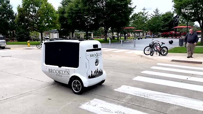 Questo robot di consegna elettrico autonomo può portare la pizza a casa tua