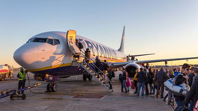 Ryanair, Vueling: possibili cancellazioni dei voli a causa dello sciopero del piano del personale della compagnia aerea italiana la prossima settimana