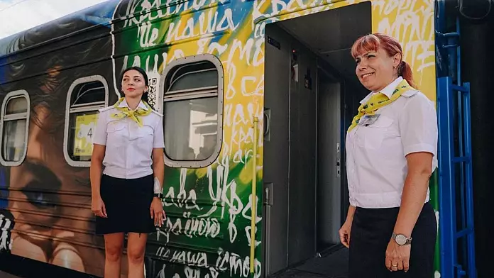 Train to Victory: l'Ucraina onora gli eroi ferroviari che hanno aiutato a portare in salvo milioni di persone