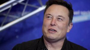 Affare concluso: Elon Musk ora ha il controllo di Twitter e ha già licenziato i suoi massimi dirigenti