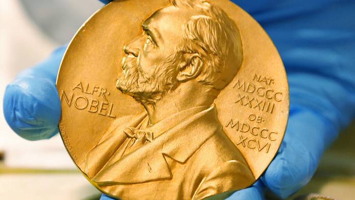 "Chimica dei clic" e stranezze quantistiche: come i premi Nobel di quest'anno potrebbero cambiare le nostre vite