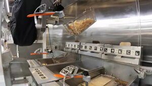 "Flippy 2", il robot per la cottura di patatine fritte, potrebbe portare gli umani fuori dalla cucina?
