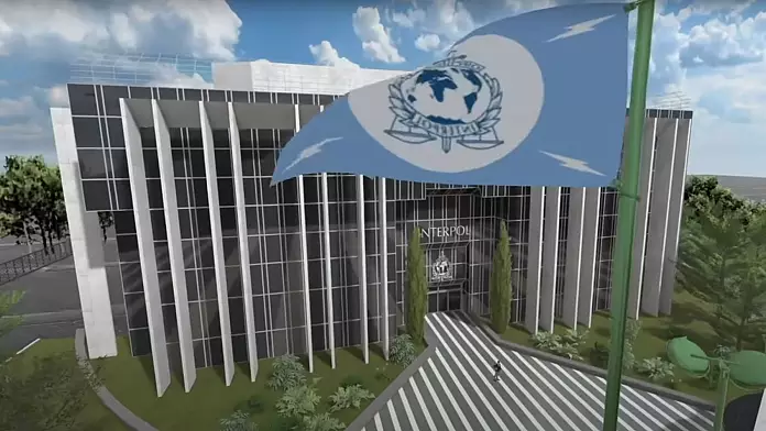 L'Interpol sta creando il proprio metaverso per imparare a controllare il mondo virtuale