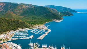 La Turchia è una delle destinazioni più economiche d'Europa in questo momento, ma dove fa ancora caldo in autunno?