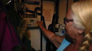 La crisi energetica sta spingendo sempre più persone verso i contatori di energia a pagamento anticipato