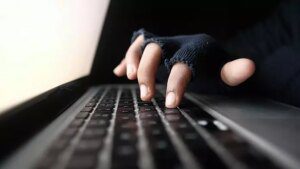 Meta scopre 400 app dannose progettate per rubare il tuo accesso a Facebook