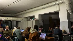 "È una superpotenza": come questa start-up tecnologica ucraina ha continuato a innovare da un rifugio antiaereo di Kiev