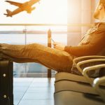 Gli aeroporti del Regno Unito potrebbero eliminare le norme di sicurezza sui liquidi grazie a nuovi scanner ad alta tecnologia