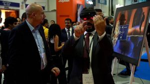 In che modo la tecnologia indossabile potrebbe portare gli utenti in nuovi mondi