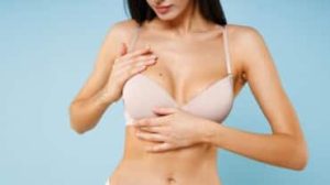 eruzione cutanea sotto il seno