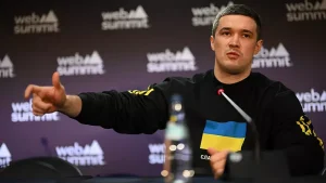 Web Summit 2022: Microsoft promette ulteriori 100 milioni di euro per sostenere l'Ucraina nella "guerra tecnologica"