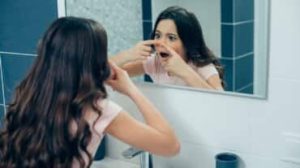 Come trattare l'acne