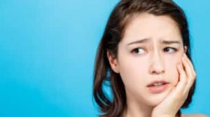 come curare le ulcere della bocca