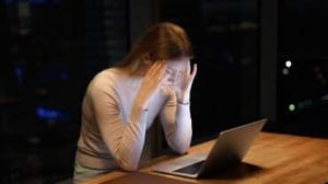 lunghi orari di lavoro