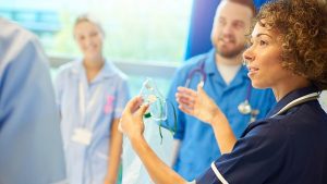 Stipendi degli infermieri: quali paesi pagano di più e di meno in Europa?