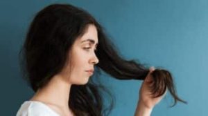 Effetti collaterali dell'invecchiamento sui capelli