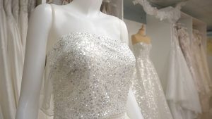 Perché sempre più spose stanno percorrendo la navata a Dubai