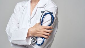 Stipendi dei medici: quali paesi pagano di più e di meno in Europa?