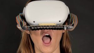 Questo visore ti fa sentire cose su labbra, bocca e lingua per esperienze VR più coinvolgenti
