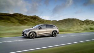 Le migliori nuove auto elettriche da tenere d'occhio nel 2023 che valgono l'attesa