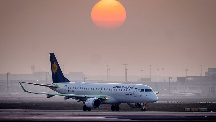 'Lufthansa è tornata' afferma la compagnia aerea.  Ma dopo il fallimento dell'IT e gli scioperi in corso, qual è il quadro completo?