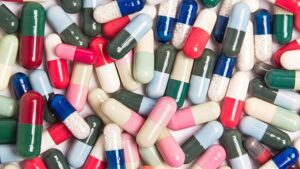 L'uso di antibiotici è diminuito dopo il COVID.  Quali paesi in Europa si affidano di più e di meno a loro?