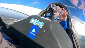 Gli scienziati pilotano un aliante con tumori a bordo per verificare se la gravità rallenta la crescita del cancro