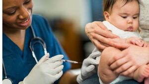 La pandemia di COVID ha colpito i tassi di vaccinazione dei bambini.  Come si confrontano i paesi in Europa?