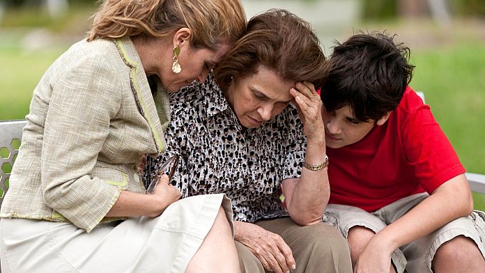 Nuove speranze in quanto il farmaco sperimentale per l'Alzheimer sembra rallentare di un terzo il peggioramento della malattia