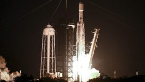 SpaceX lancia in orbita il razzo più potente del mondo