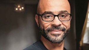 "Evita di avere figli se devi ancora diventare genitore", avverte l'esperto di intelligenza artificiale Mo Gawdat